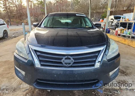 2015 Nissan Altima z USA, uszkodzony, nr VIN 1N4AL3AP3FN919713